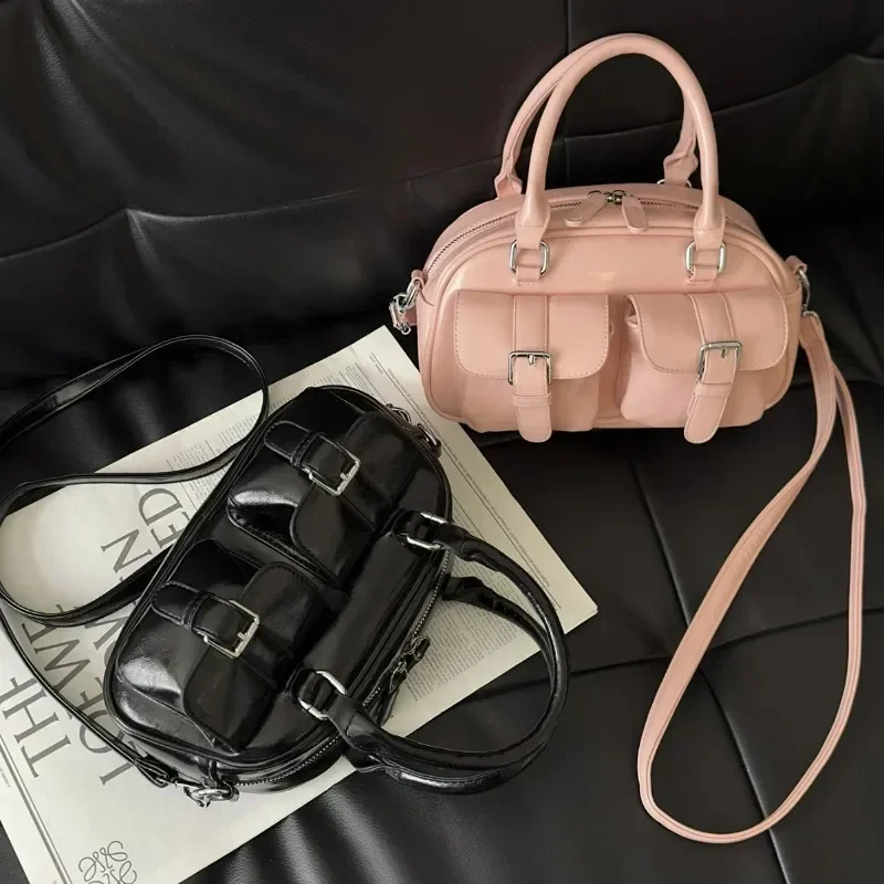 

Новое поступление женской сумки для боулинга 2025 года, корейский дизайн на чистой подкладке с универсальными вариантами переноски для работы и повседневного использования