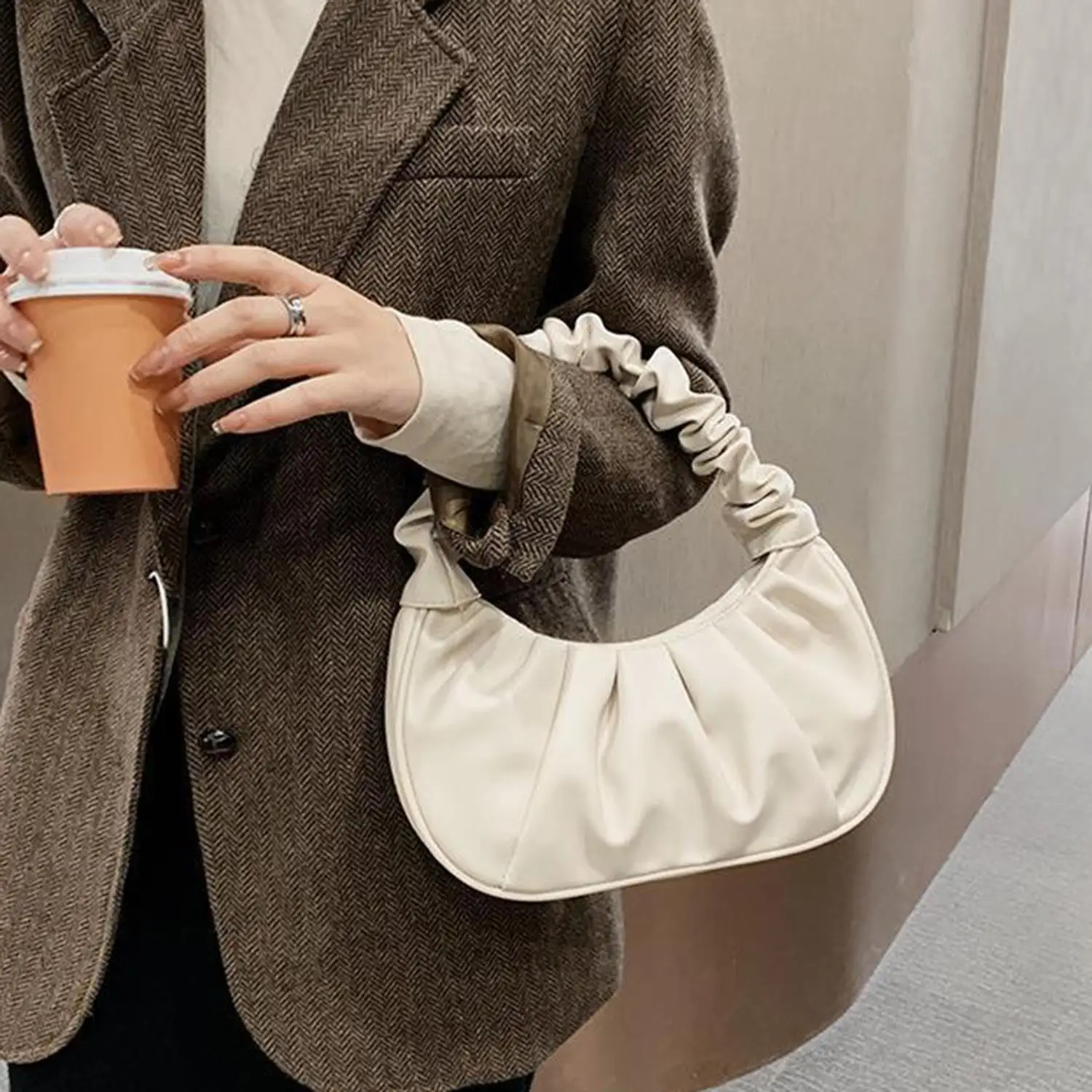 

Korean Style Pleated Handbag Phone Bag Cloud Bag Dumpling Bag Single Shoulder PU Leather Underarm Bag Ladies