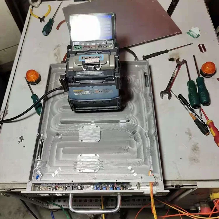 Raycus Max IPG Laser Source Repair, Raycus Laser Combiner, Facilement brûlé, Pièces de rechange