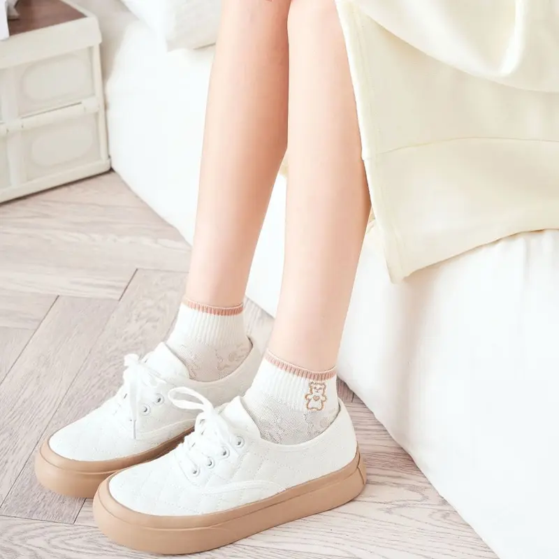 5 Pairs Women's Exquisite Summer And Autumn Short Tube Socks Mesh Breathable and Cute Cartoon Bear Ankel Socks image 2