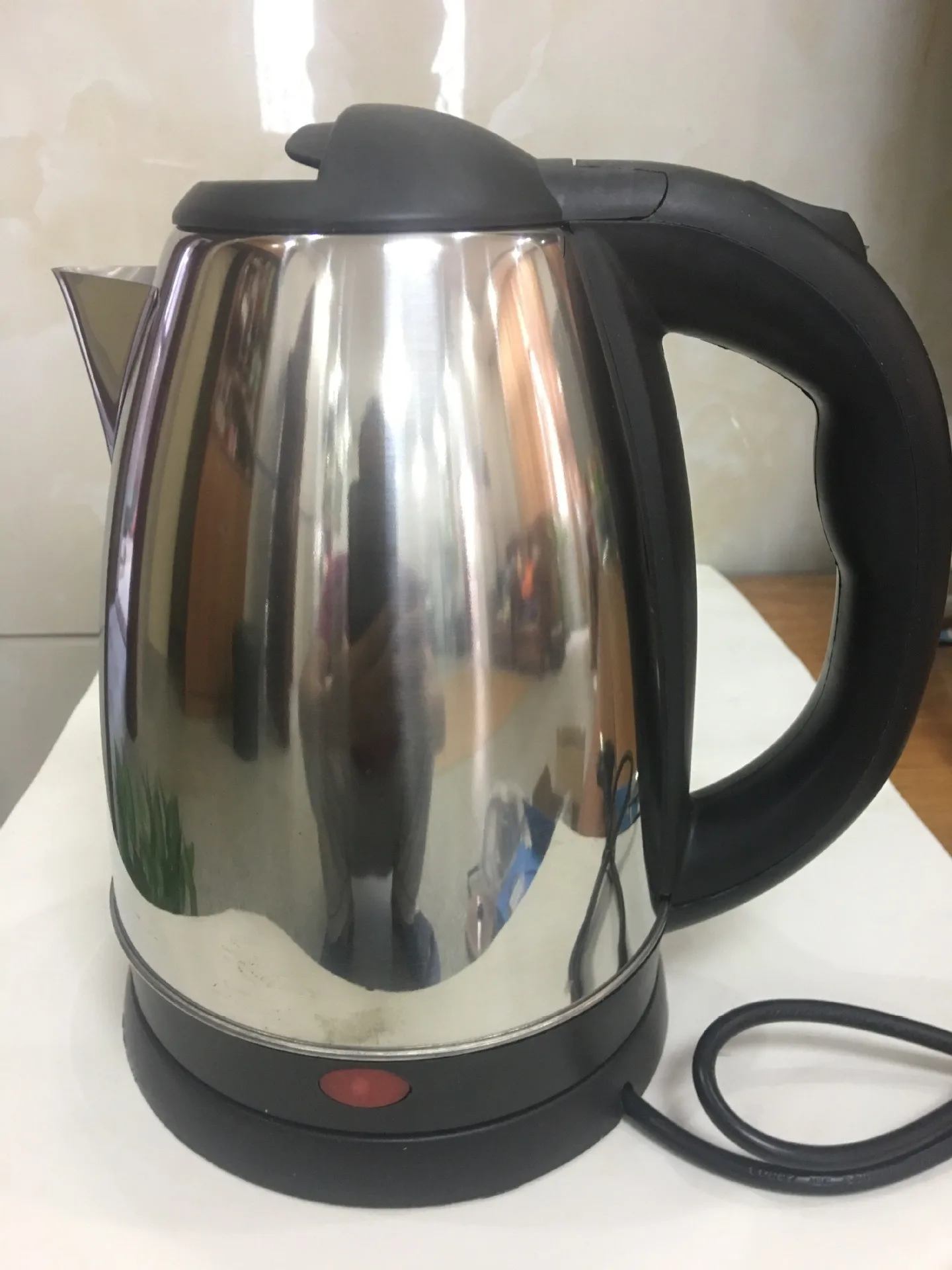 2L Stainless Steel Electric Kettle Silver Gray Base Separation Desion Rust-resistant Durable for Home Office During Travel