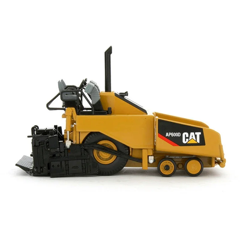 Diecast 1:50 Scale CAT AP600D Asphalt Pave Alloy Simulation Model Collection Souvenir Ornaments Display