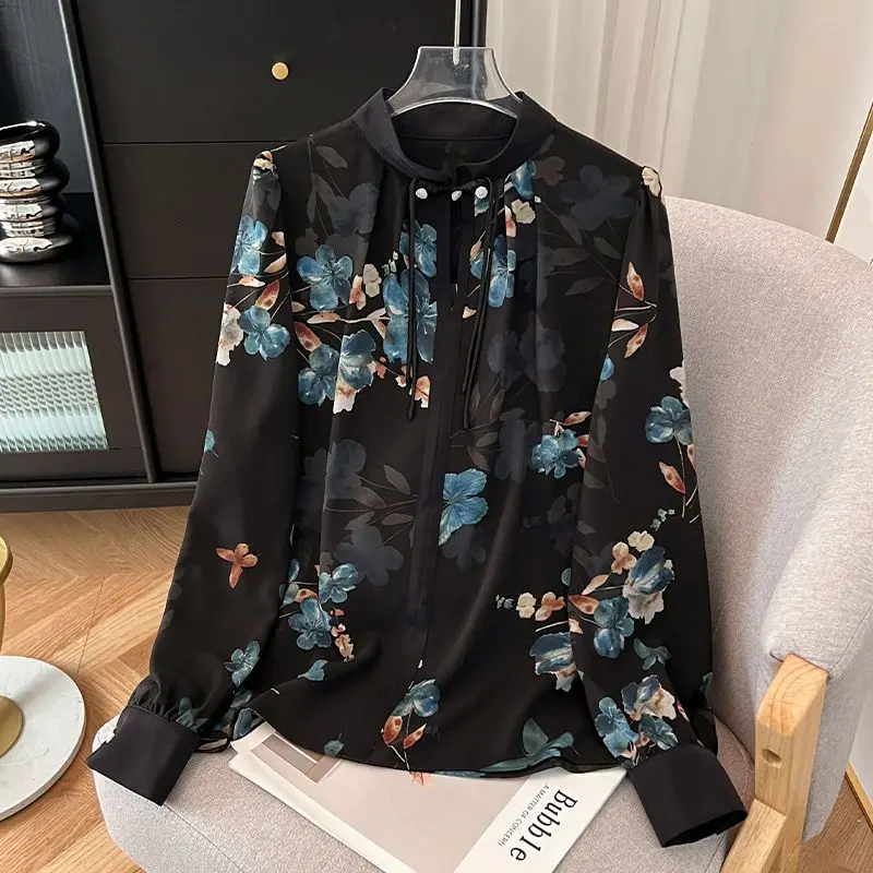 

Elegant Chinese Style Floral Long Sleeve Shirt Spring New Design Slim Fit Collar Button-Up TopYY79