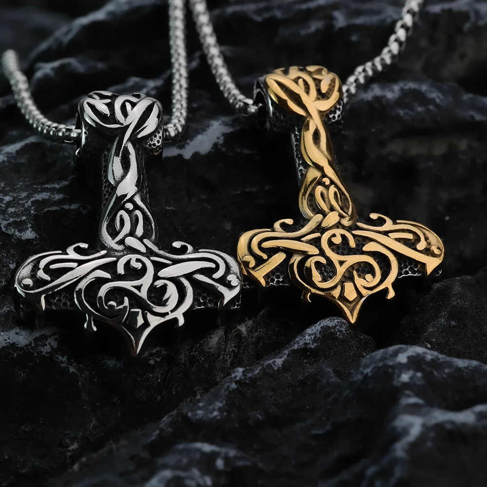 New Nordic Viking Dominant Thor Hammer Pendant Men's Necklace Popular Accessories in Europe and America