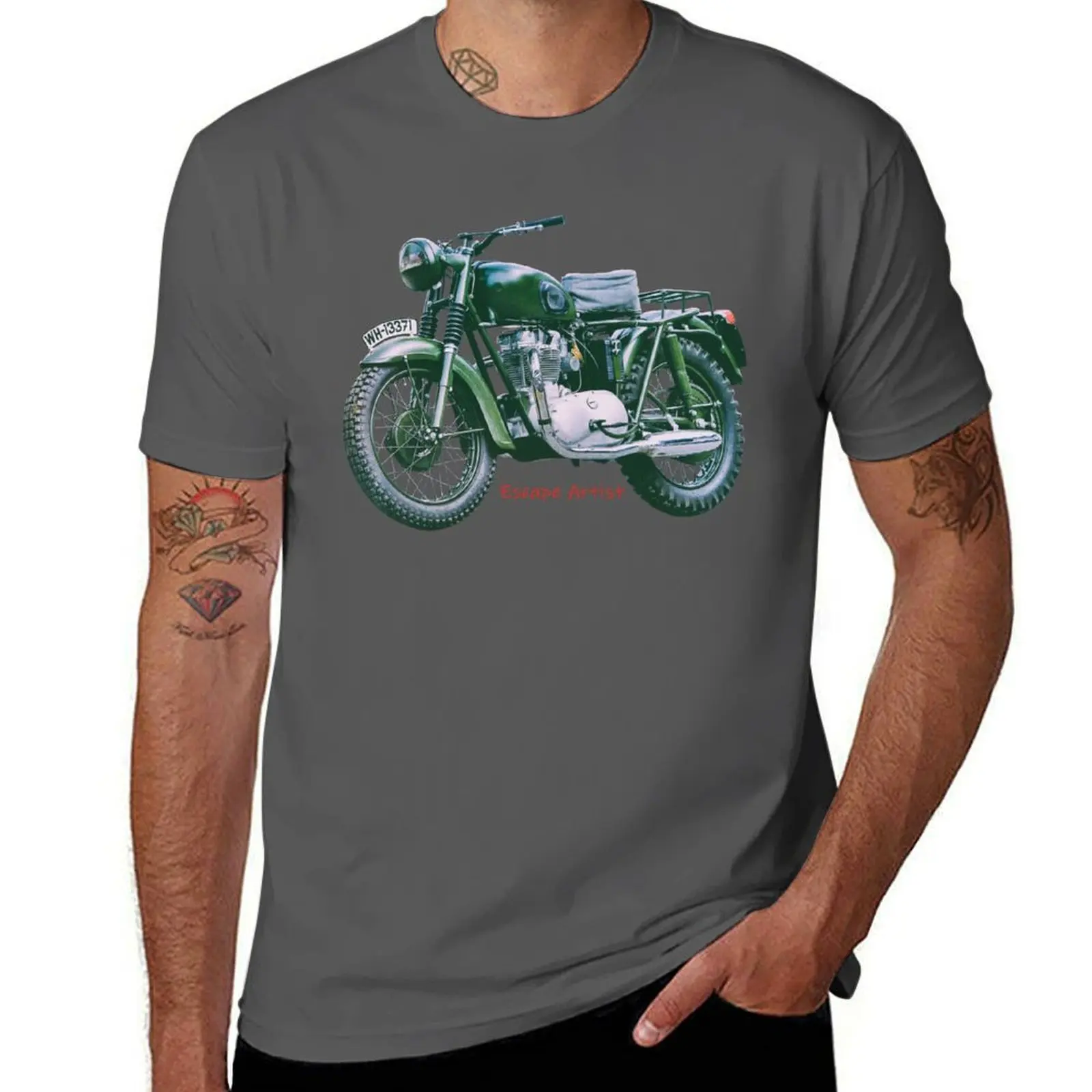 

Artist Escape T-Shirt Plus Size Summer Short Sleeve T-Shirt