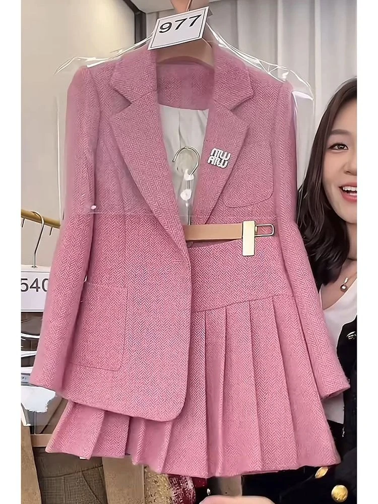 

Осенний новый элитный милый комплект из двух предметов, женский костюм с воротником с лацканами и длинными рукавами, куртка + мини-плиссированная юбка, комплект во французском стиле