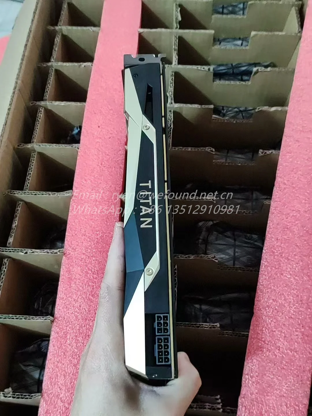 وحدة معالجة الرسومات لبطاقة الرسومات TITAN V 12GB GV100