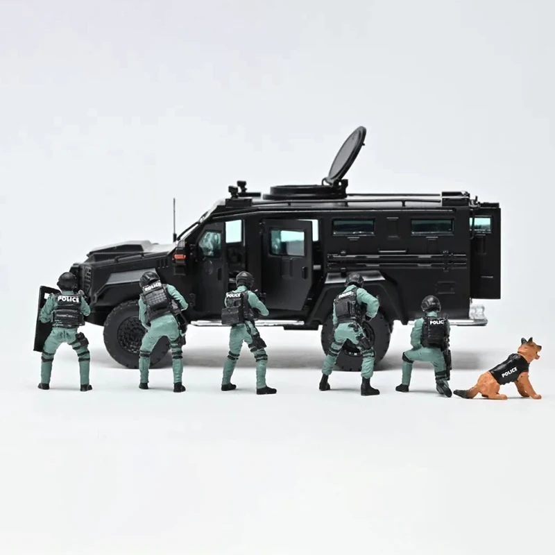 MVA 1:64 Scale Alloy BearCat Armored Vehicles With Doll Model