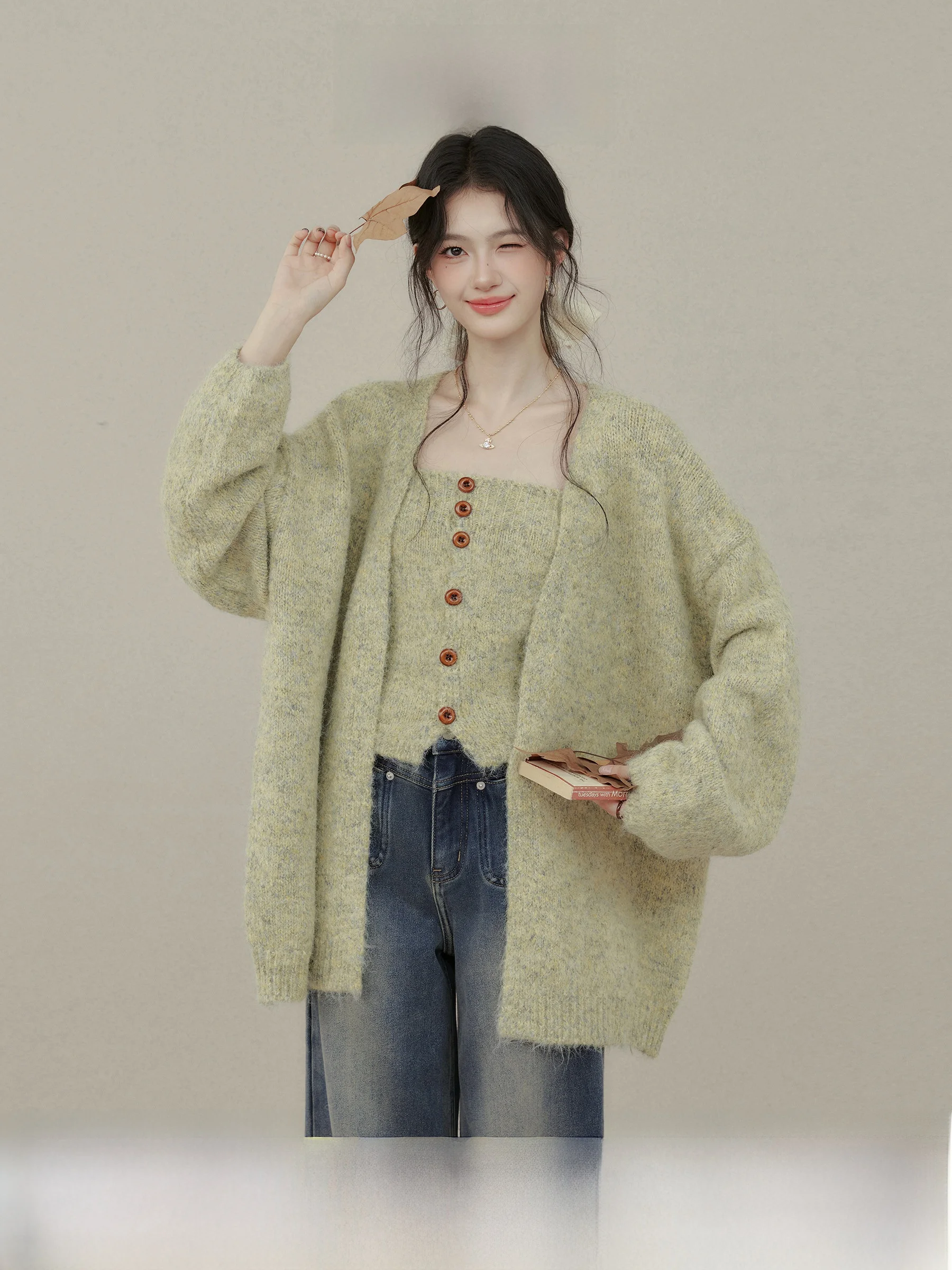 

Laid-ba Sle Long Knitted Cardigan Sweater Women's Winter Outerwear Loose Fit Comfortable Soft Material Medium Length
