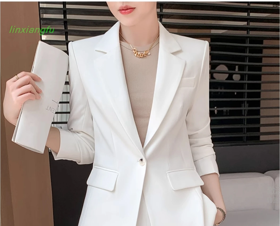 White thick anti-wrinkle fabric, stiff windbreaker jacket suit cotton-padded jacket dress, non-ironing clothing designer fabric.