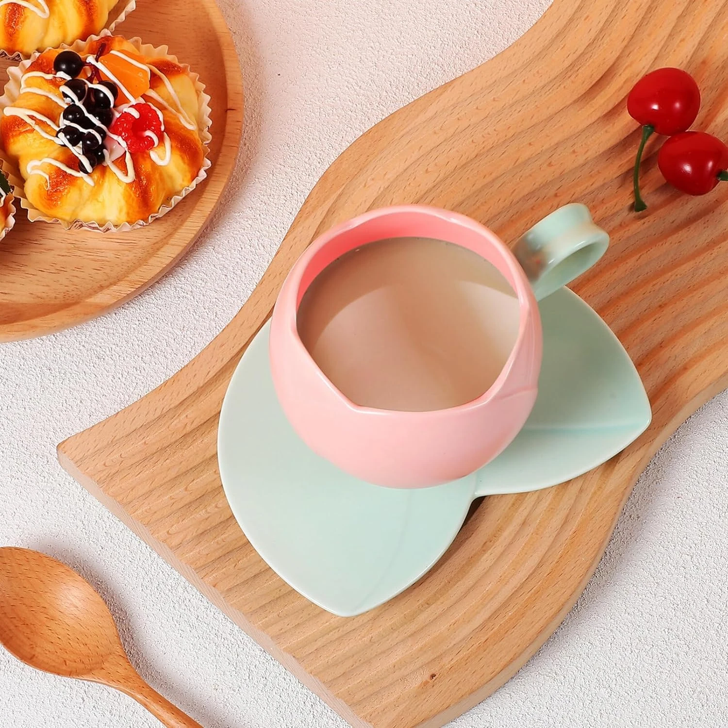 

eapple saucer set. Bring style and sophistication to your coffee time with this stunning and radiant addition. Perfect for addin
