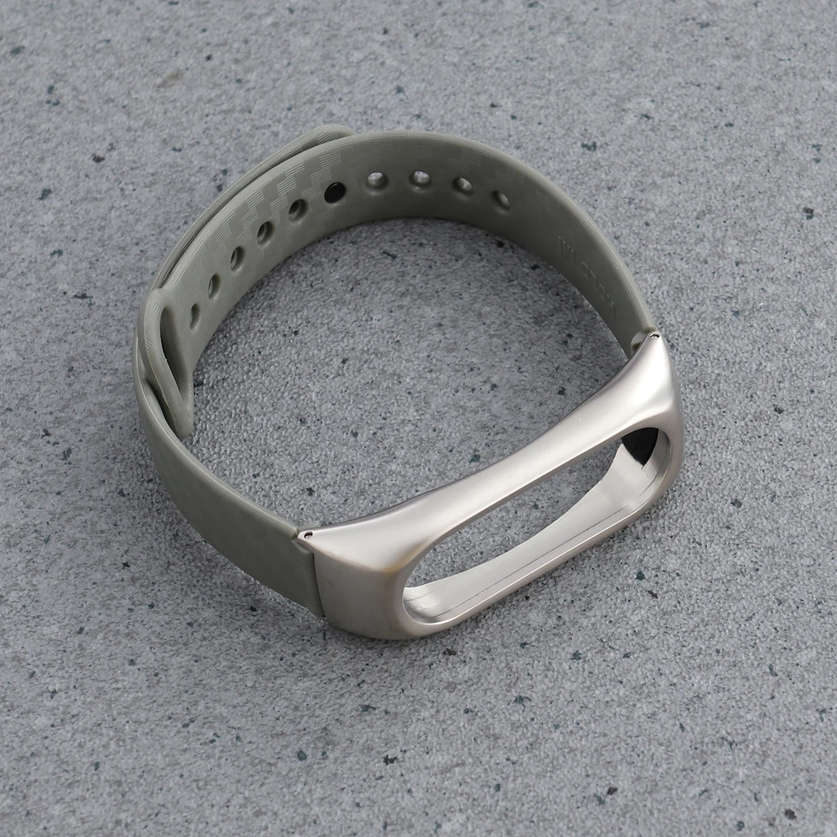 

Metal Wristbands for 2 Carbon Fibre Replacement Straps Adjustable Size Healthy Material