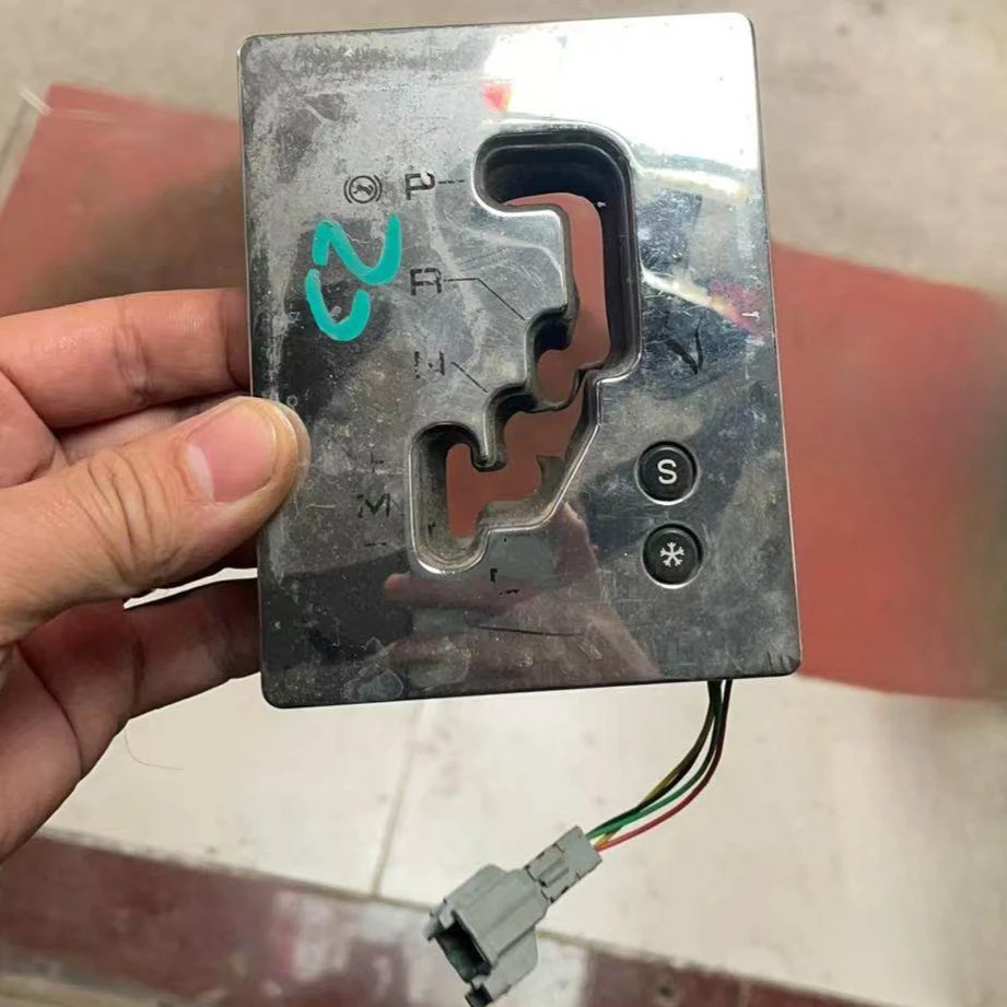 

Оригинальная б/у панель управления рычагом переключения передач для Peugeot 206 206CC, новая, из Франции