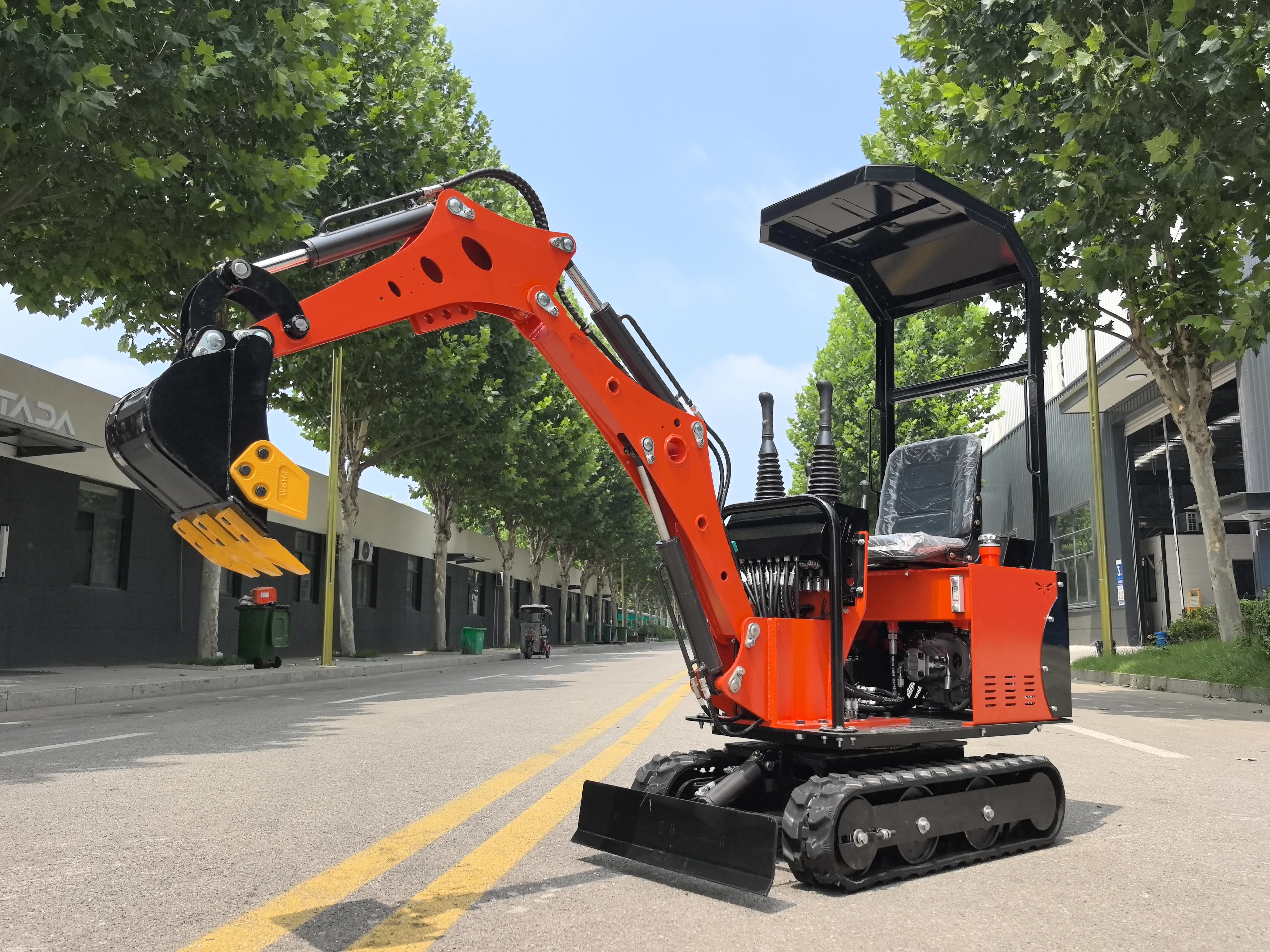 

Компактный мини-гусеничный экскаватор | Индивидуальный дизайн и экономия топлива дизельного двигателя для небольших работ