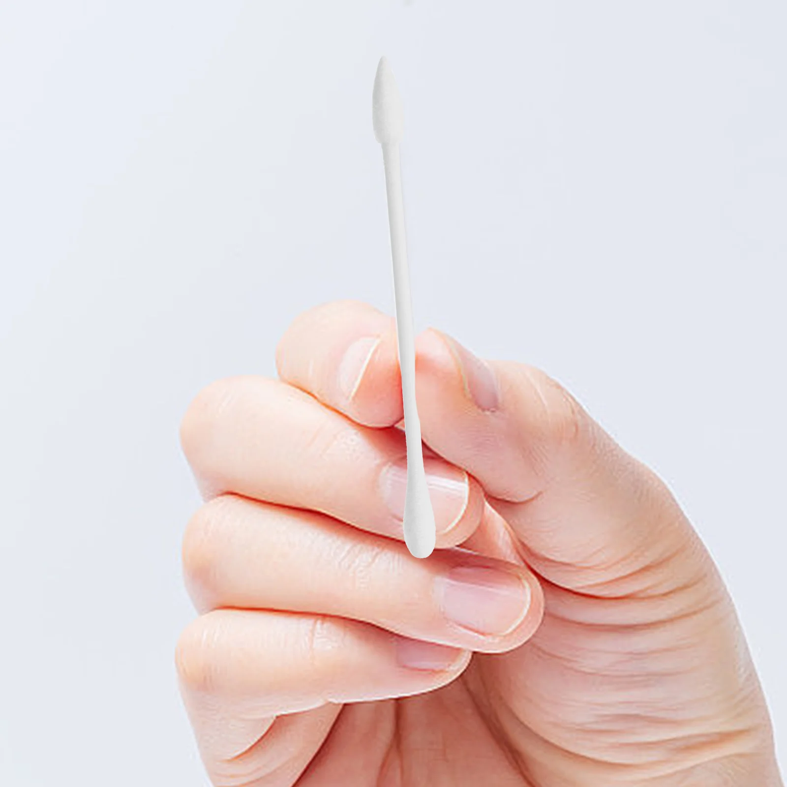 30Pcs Portable Makeup Cotton Swabs Disposable Double Tip for Ear Cleaning and Beauty Tools Oral Care on-The-Go