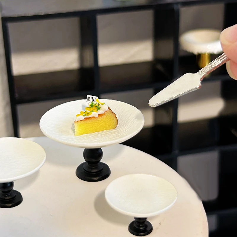1Pcs Dollhouse DIY Accessory - High Foot Mini Meal Plate with Pattern