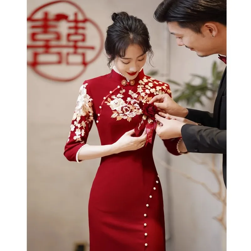 Vestido retrô com colarinho mandarim, cheongsam casamento de Borgonha, vestido de noivado, brinde Qipao, fenda sexy melhorada, novo chinês