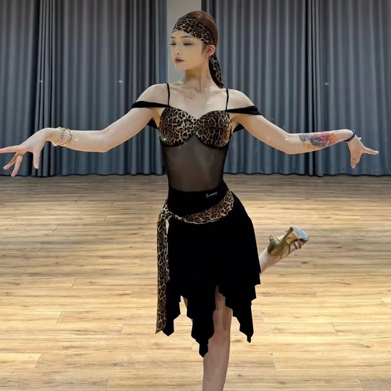 성인 라틴 댄스 복장 여름 연습 착용 민소매 레오타드 스커트 세트 패션 레오파드 프린트 댄스 슈트 라틴 복장 2005