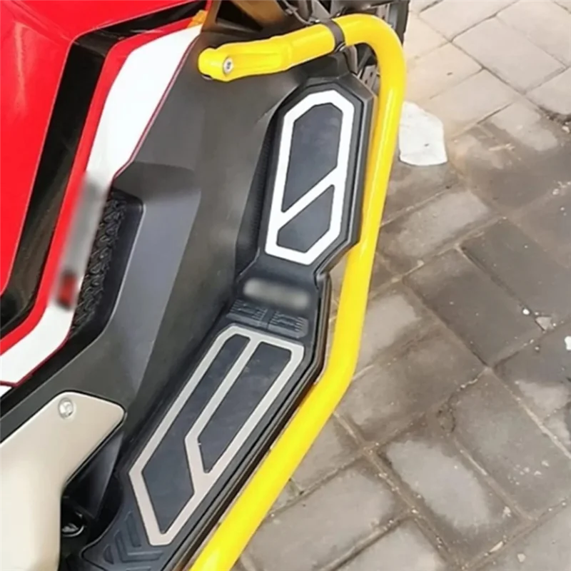 

AT92-Motorcycle Footboard Footrest Foot Rest Pads Pedal For Honda XADV750 X-ADV750 2017-2025