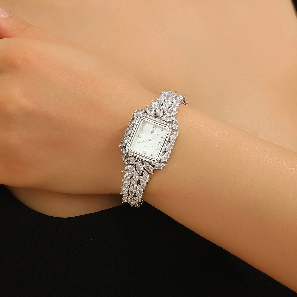 

Fashion Shining Crystal Geometric CZ Bracelet Watch For Women Lady Liberality Casual Style Luxury Party Banquet Fine Jewelry