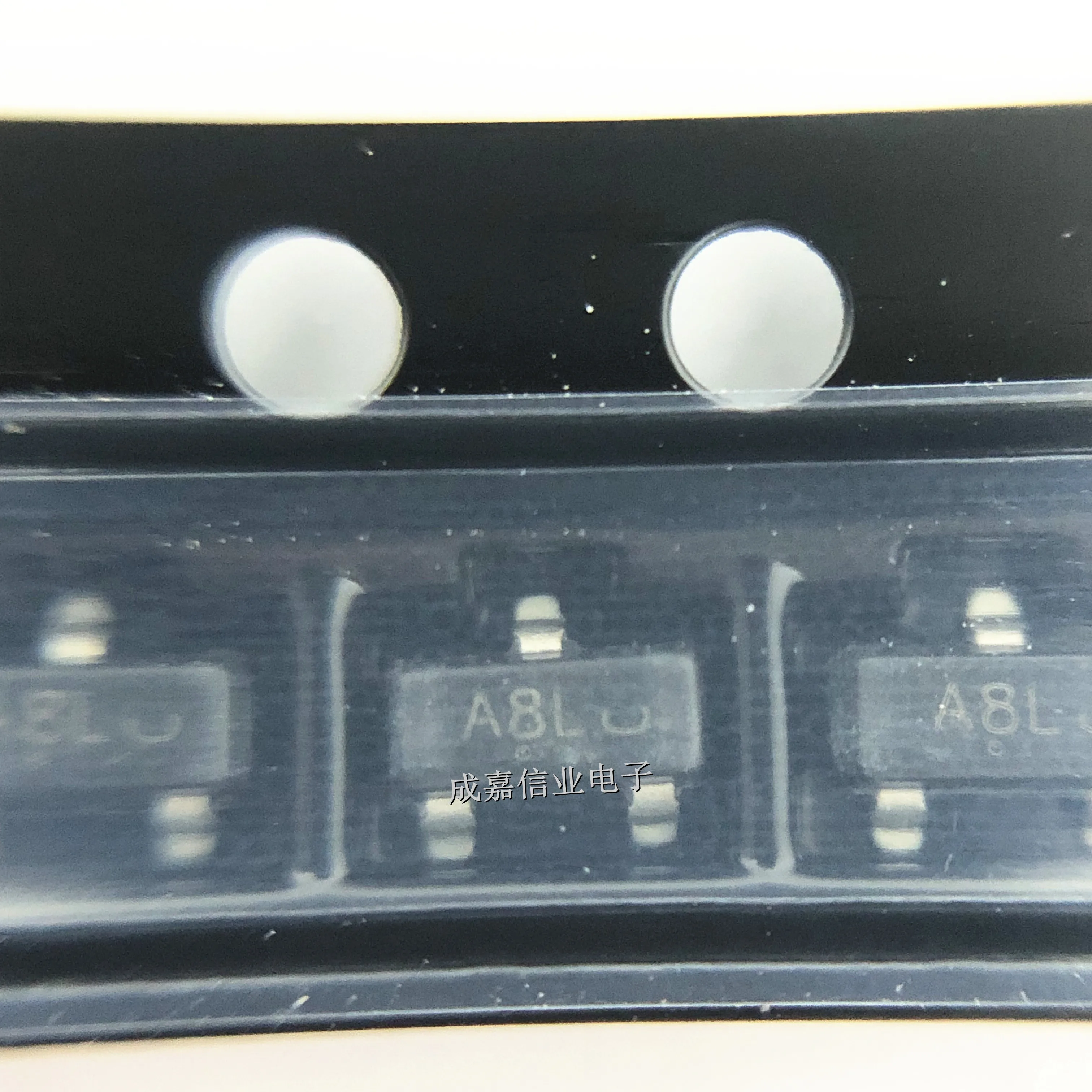 100pcs/Lot MMUN2234LT1G SOT-23-3 MARKING;A8L Digital Transistors 100mA 50V BRT NPN Operating Temperature:- 55 C-+ 150 C