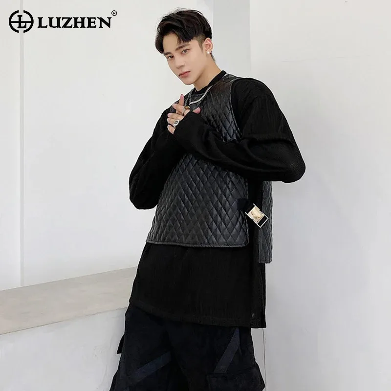 

LUZHEN Fashion Original Metal Buckle Plaid Embossed Sleeveless Vest Men 2025 New High Quality Solid Color Male Tank Tops JY4083