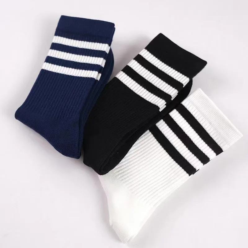 Chaussettes classiques à rayures pour hommes et femmes, 1 paire, bas noirs et blancs pour étudiants de style sportif japonais