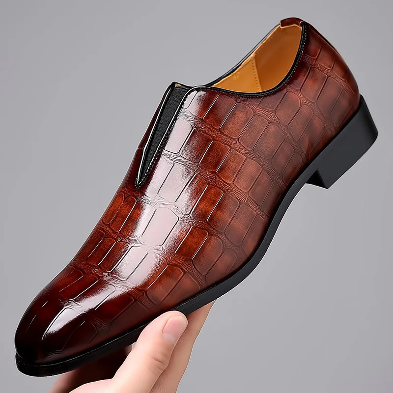 

Men Dress Shoes Business Leather Shoes Luxury Designer Breathable Loafers Fashion Wedding Party Shoes Slip on Plus Size Oxfords