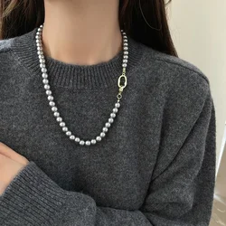 French Elegant and Retro New Grey Pearl Geometric Buckle Necklace Fashionable Accessories for Women