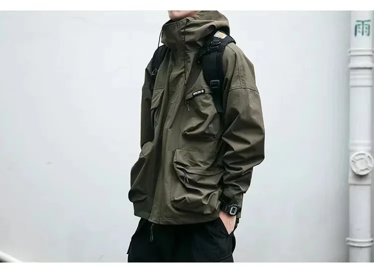 Kapuzen-Cargojacke mit mehreren Taschen, Unisex, im japanischen Harajuku-Stil, lässiger, winddichter Mantel für Frühling und Herbst, Outdoor-Oberteil für Paare. – Detail 2