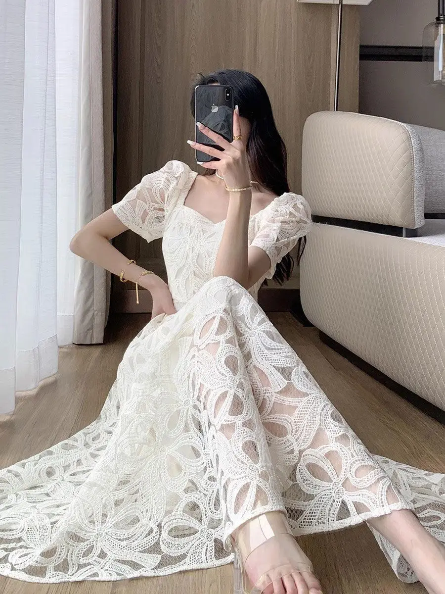 Grande robe en dentelle de style français pour femme, col carré, manches bouffantes, robe longue, coupe ample, style doux, été