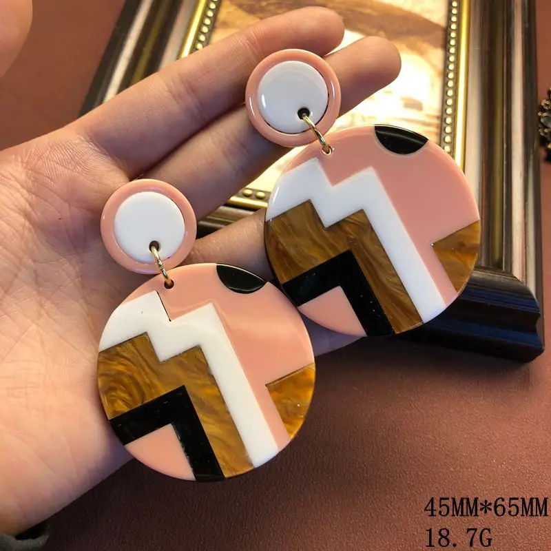 Large stud Earrings Bohemian Style Wooden  Temperament Versatile Resin Earrings Fashionable