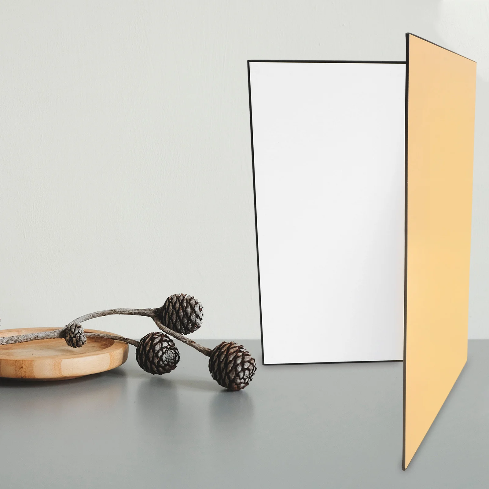 

A3 Foldable Photography Reflector Board Sturdy Paper Material For Studio Still Life Food Photo Lighting Reflection Diffuser Card