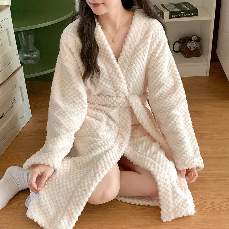 Winter Coral velvet Sleepwear autumn Women solid Bathrobe Ladies Fleece Plush Warm Long Robes Flannel Nightgown Rest Home Wear