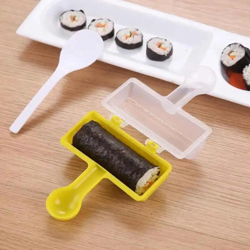 Kitchen Sushi Making Kit Japanese Rice Ball Cake Roll Handheld Mold DIY Home Sushi Making Tools Kitchen Sushi Cooking Accessorie