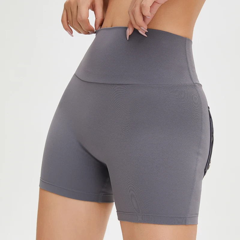 SOISOU Nylon Yoga Shorts palestra pantaloncini da ciclismo da donna stretto elastico traspirante assorbe il sudore tasche posteriori pantaloncini da