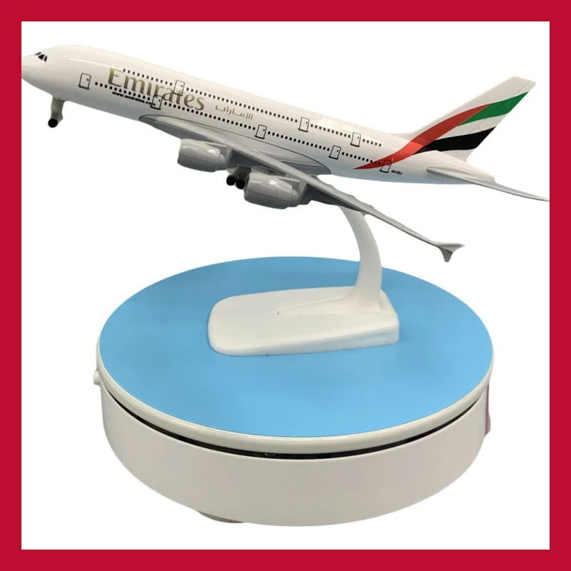 โมเดลเครื่องบิน UAE A380 ขนาด 20 ซม. ทำจากโลหะผสมแข็ง โมเดลเครื่องบินแบบตั้งโชว์พร้อมล้อลงจอด ของตกแต่งบนโต๊ะทำงาน เป็นสินค้าที่ดี