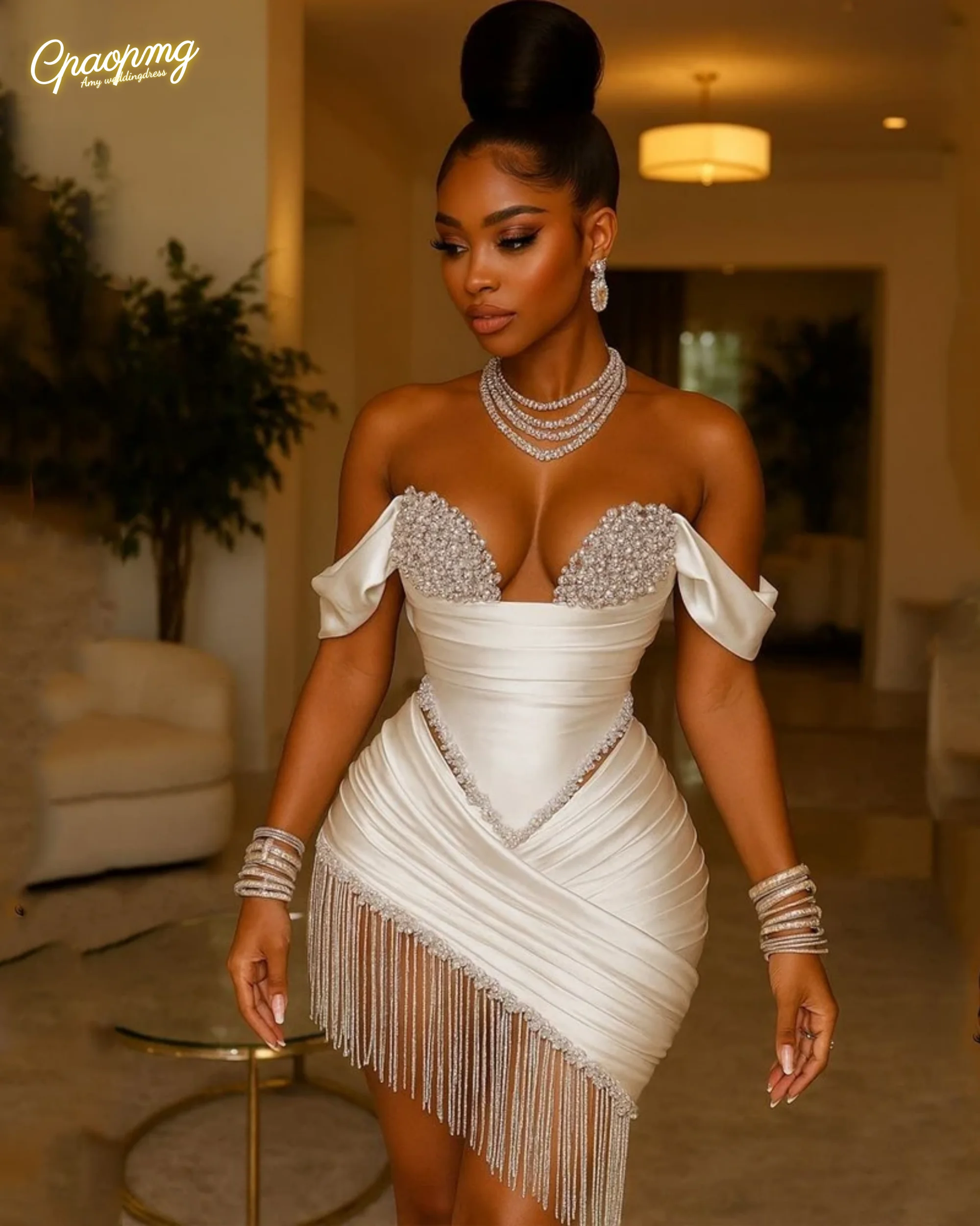 Maßgeschneidertes Kristall-Elfenbein-Cocktailkleid mit Falten, gerades Mini-Heimkehr-Abschlussballkleid, Geburtstagskleid, Satin, luxuriöses Blackgirl