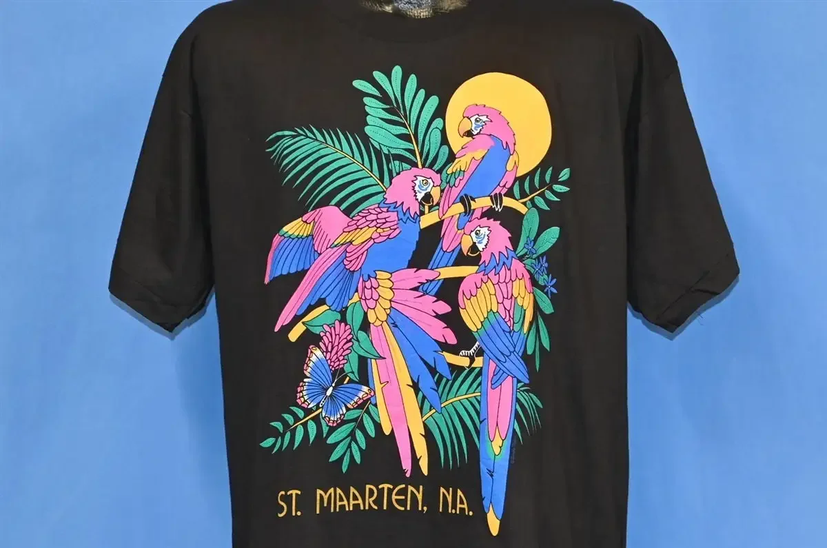 90s St Maarten Caribbean Island Tropical Birds Parrot Macaw Vacation T Shirt Large