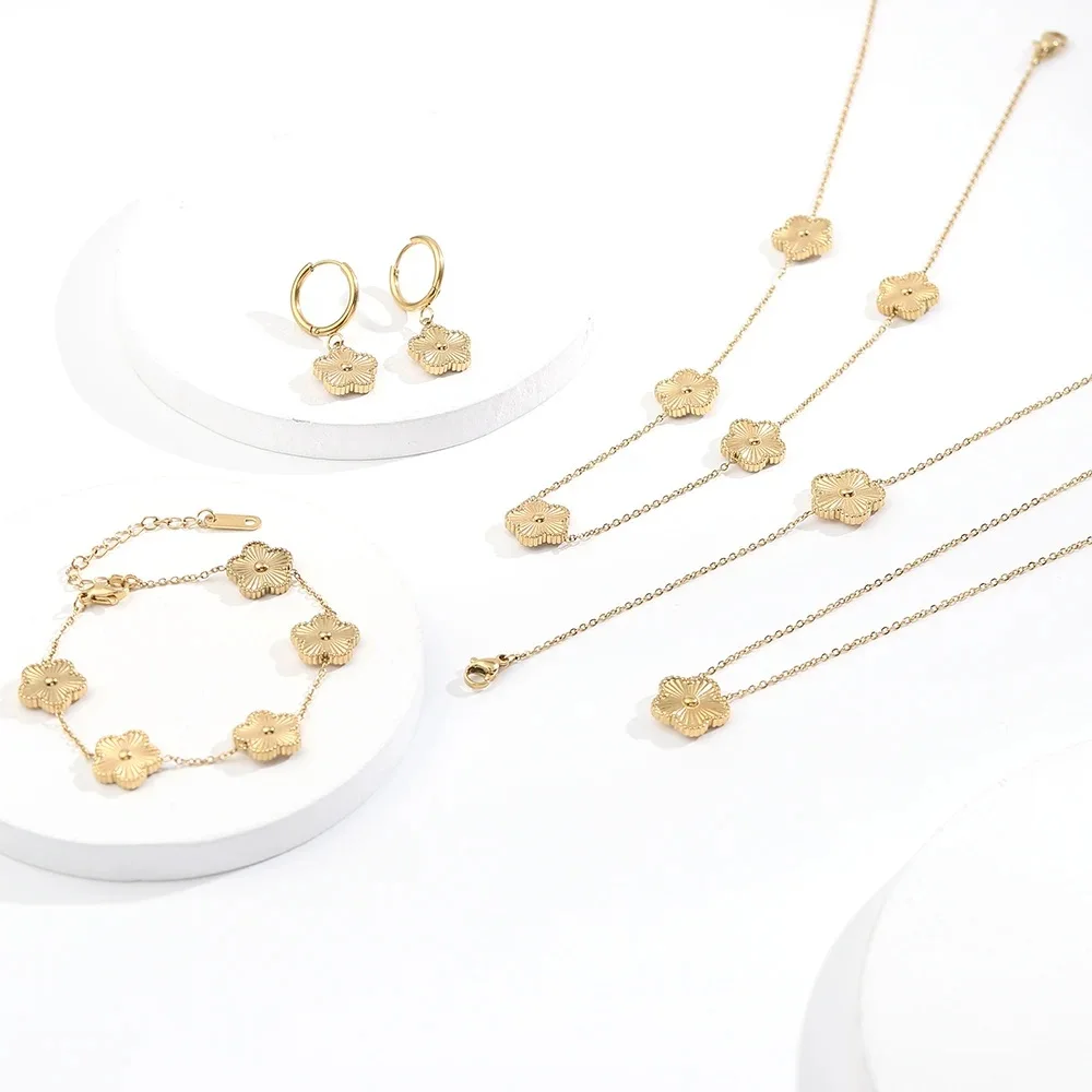 Plum Blossom Metal Laser Five Leaf Flower Bracelet Necklace Earrings for Women Gift Fashion Stainless Steel Clover Jewelry Set