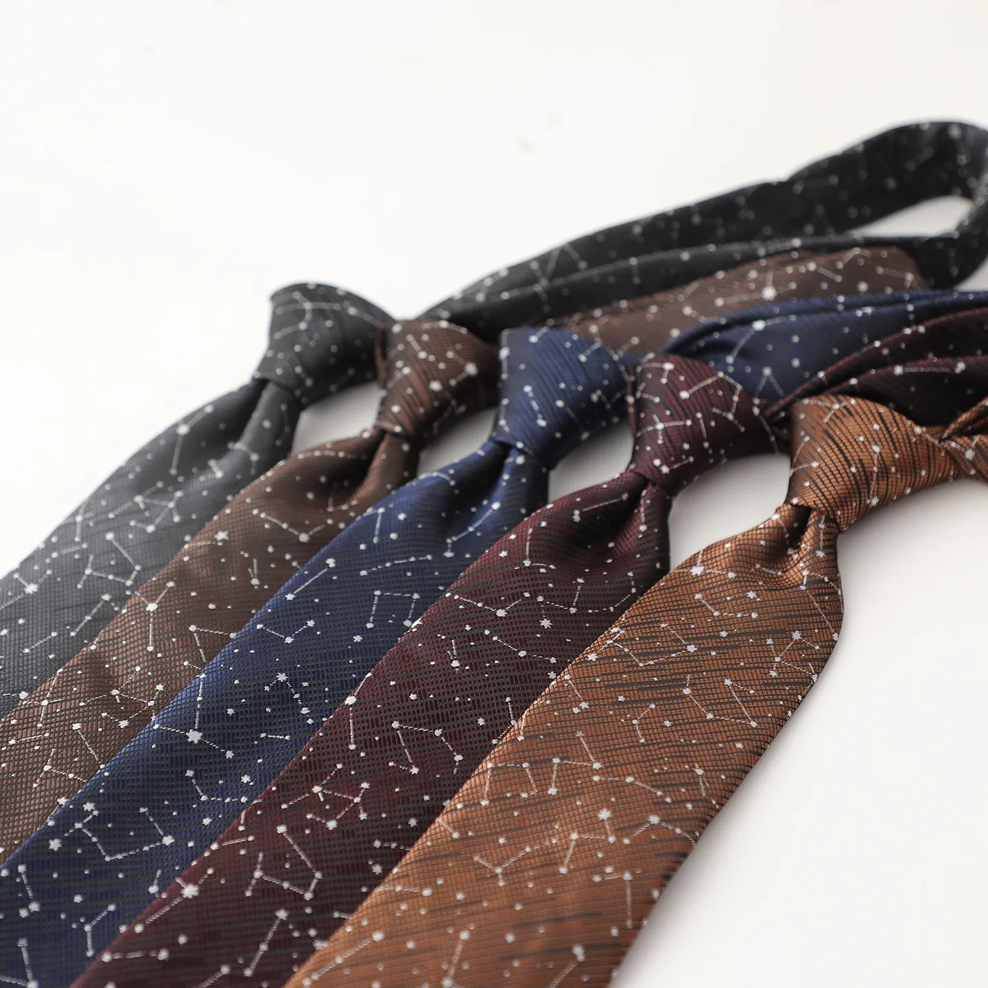 New 8CM Brown Star Sky Printed Neck Ties For Men Casual Polyester Woven Solid Black Red Neckties Wedding Groom Suit Soft Cravat