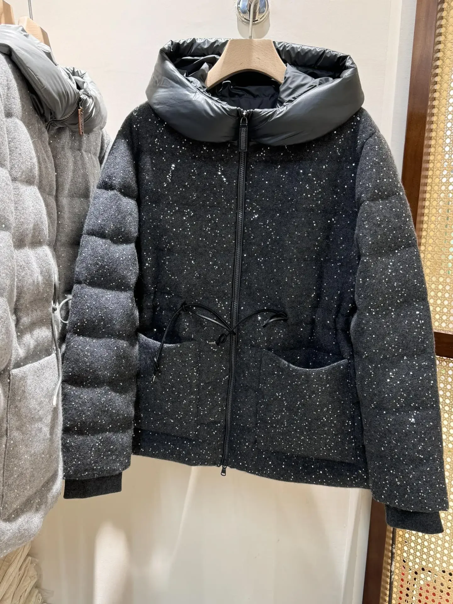 Goose Down Coat for Women 2024 New Autumn Winter Drawstring Detachable Sequin Design Casual Jacket