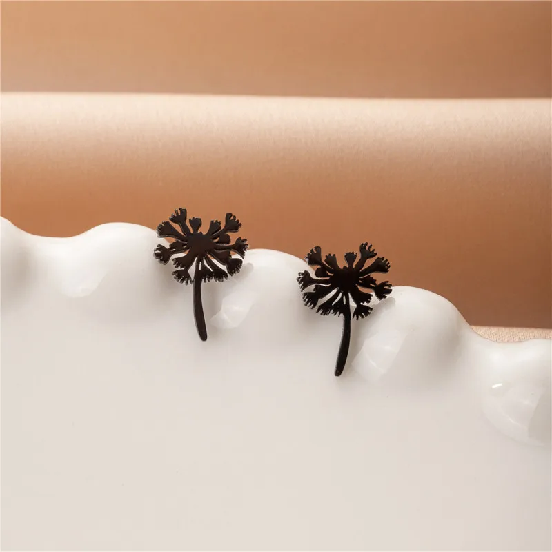 Delicate Small Dandelion Flower Stud Earrings for Women Minimalist Golden Butterfly Heart Scissors Bat Earings Bunny Accessories