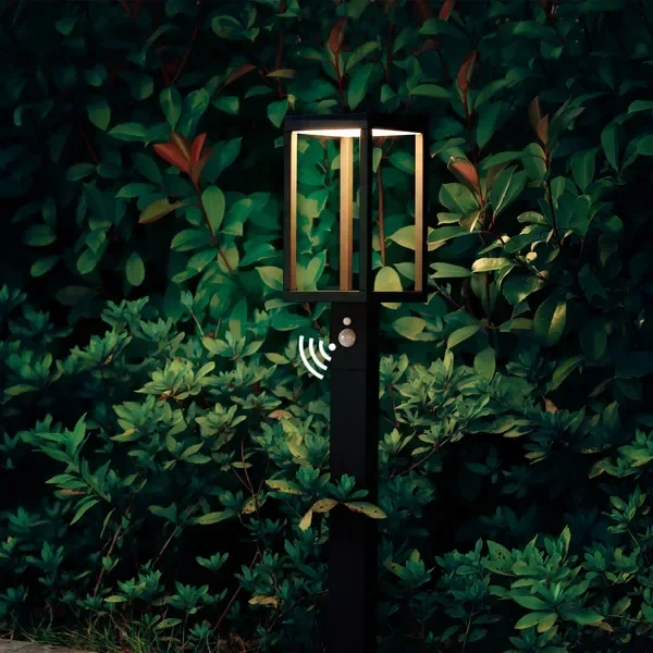 

Outdoor Solar Pathway Lights for Garden Dusk to Dawn Illumination