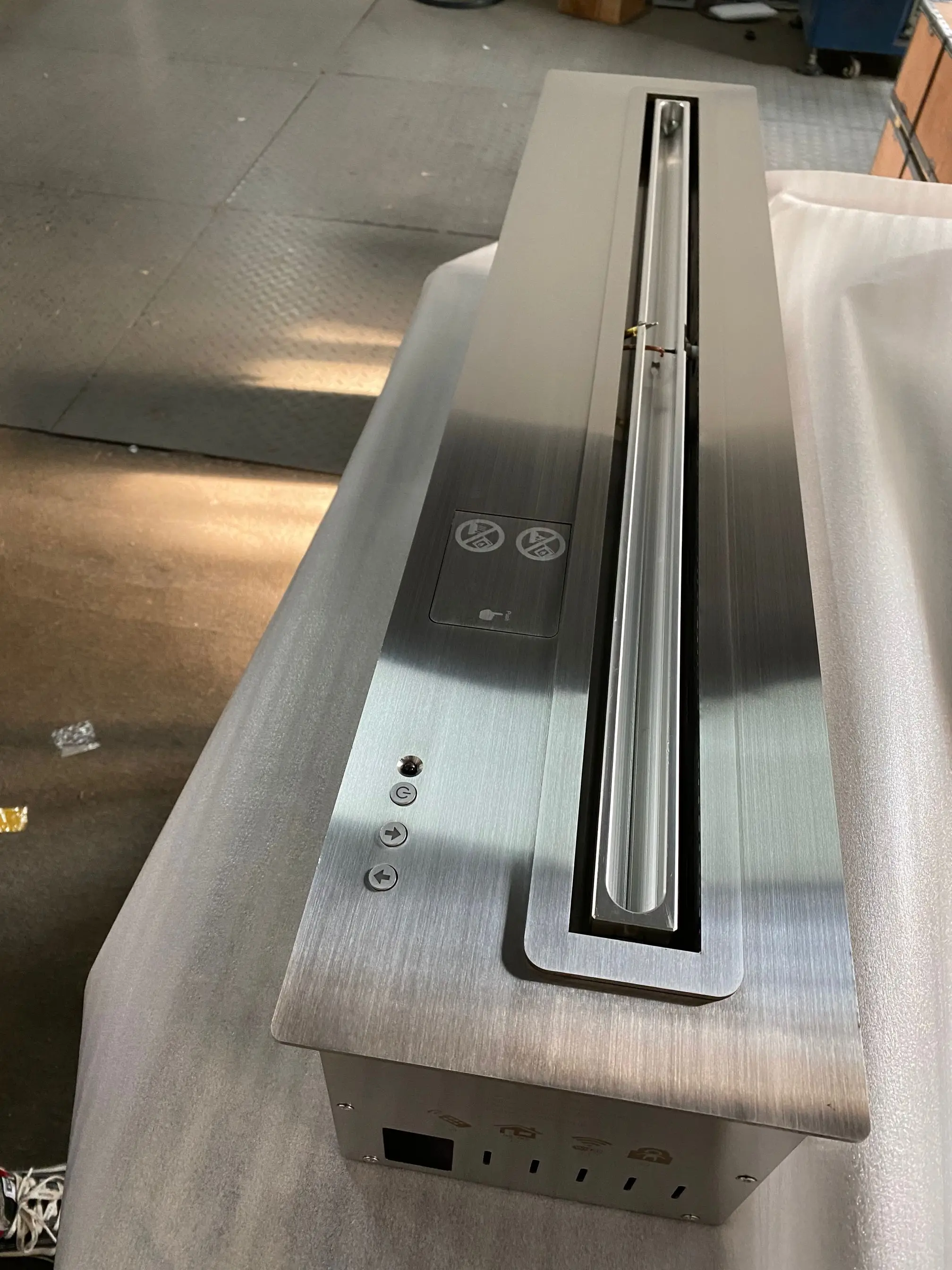 Inno-Fire 18 بوصة مكان حريق معدني كبير يُدرج شعلة حيوية