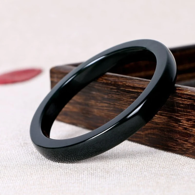 

Новый квадратный браслет из натурального камня, изысканный и элегантный темпераментный женский нефритовый браслет