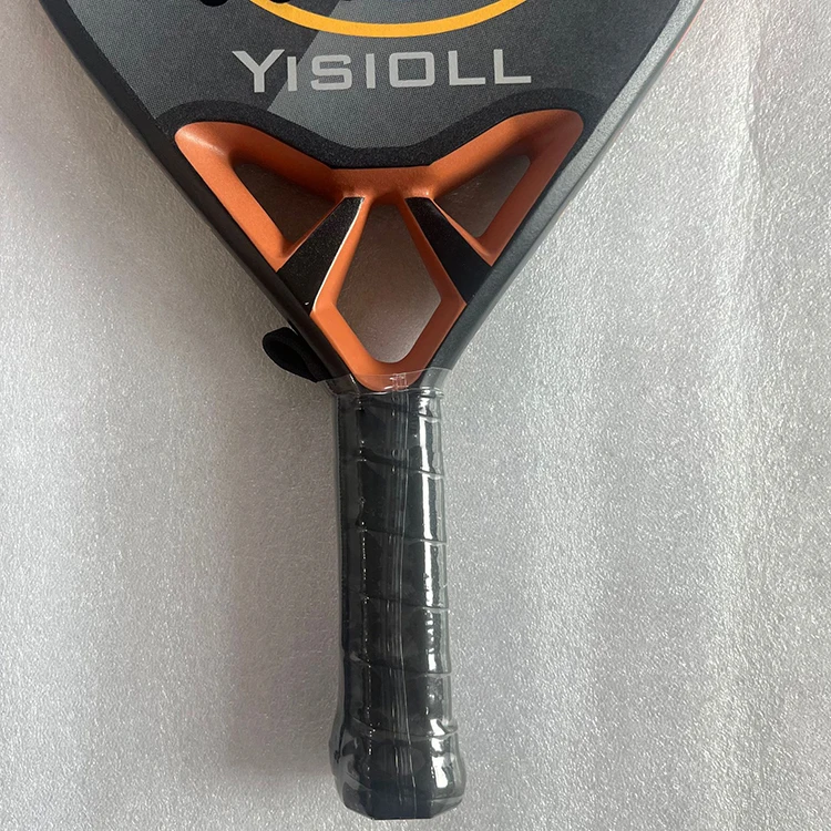 Raquete de padel em fibra de carbono 3K para jogadores amadores que desejam desenvolver habilidades, toque de golpe suave e equilibrado, totalmente OEM com etiqueta privada.