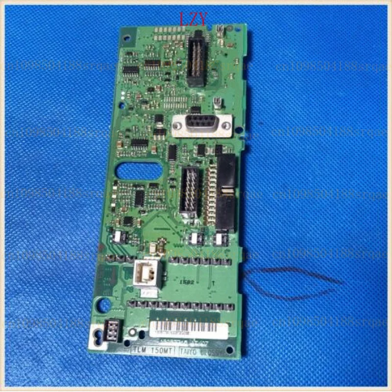 

Используемая клеммная интерфейсная плата для инвертора Danfoss FC301-302-202-102, плата управления