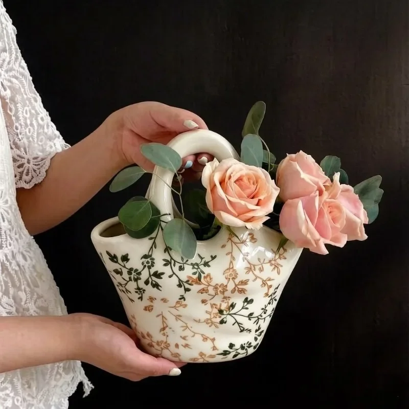 Handbag Shaped Ceramic Vase Decor Retro French Pastoral Style Tabletop Flower Vase for Living Room Hydroponic Floral Arrangement
