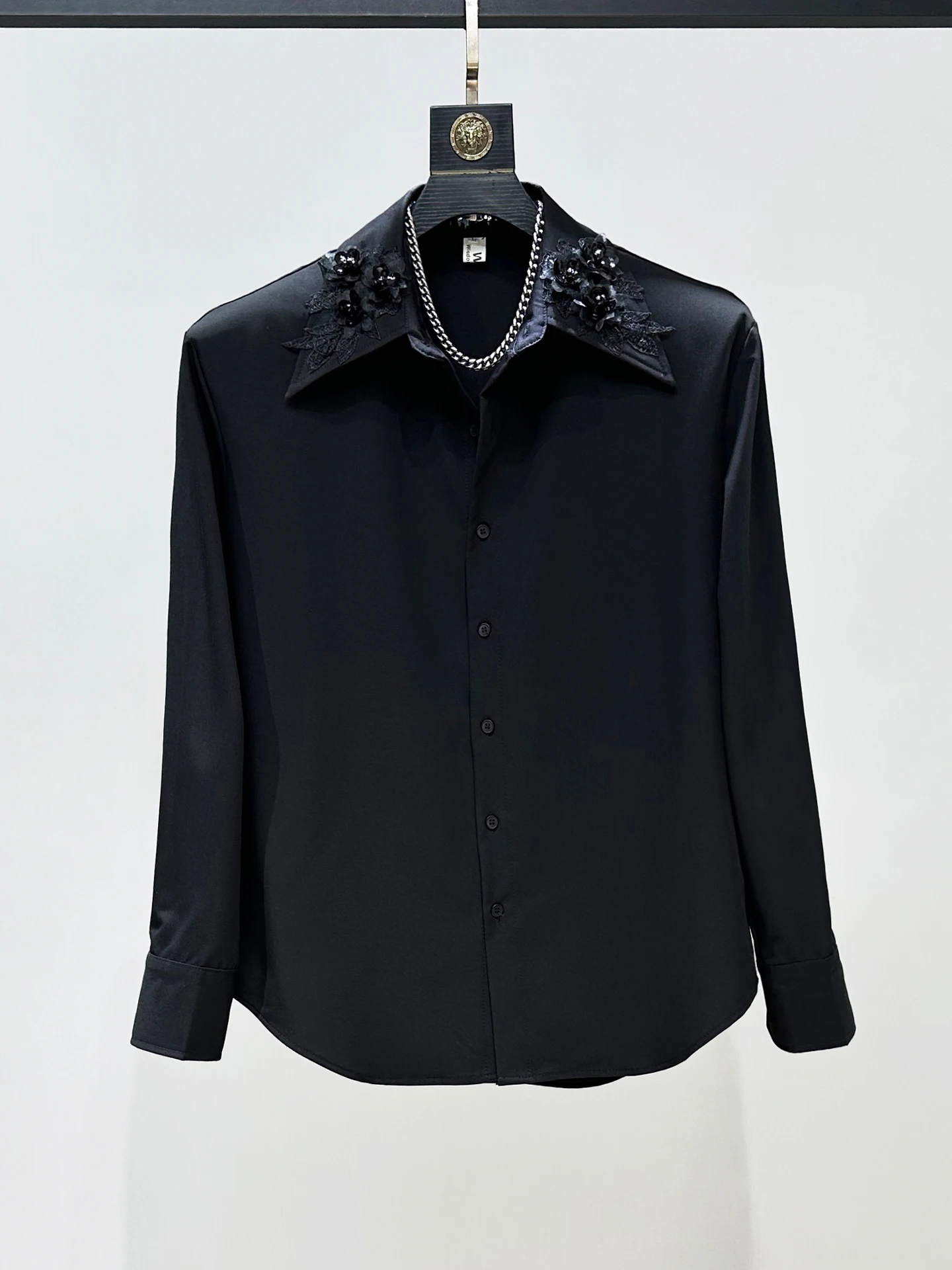 

Мужская рубашка с длинным рукавом, вышивкой и накладками на плечах, свободного кроя, модная, повседневная, из полиэстера, осенняя, молодежная, в корейском стиле